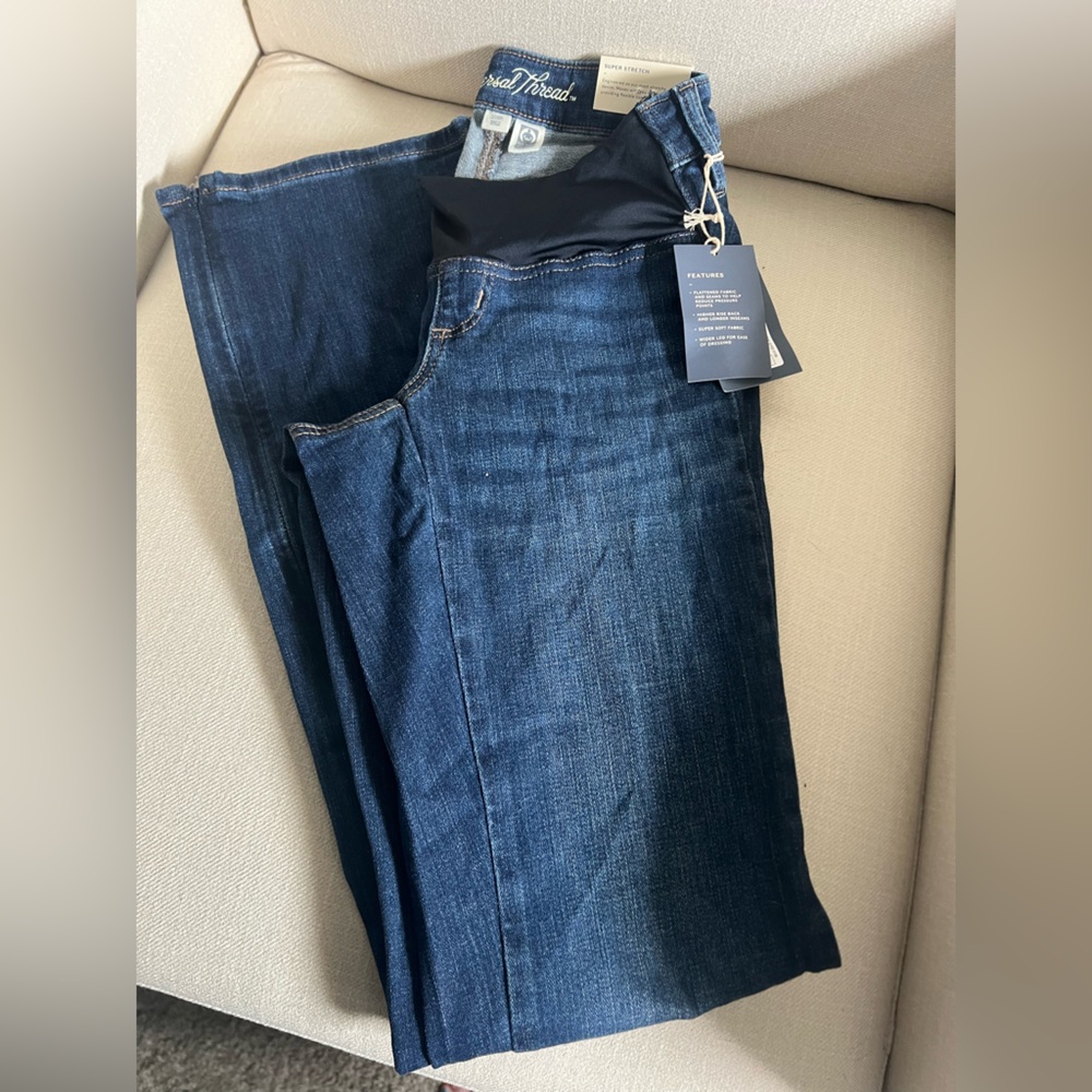 Universal Thread Women's Boot Cut Jeans - Dark Blue